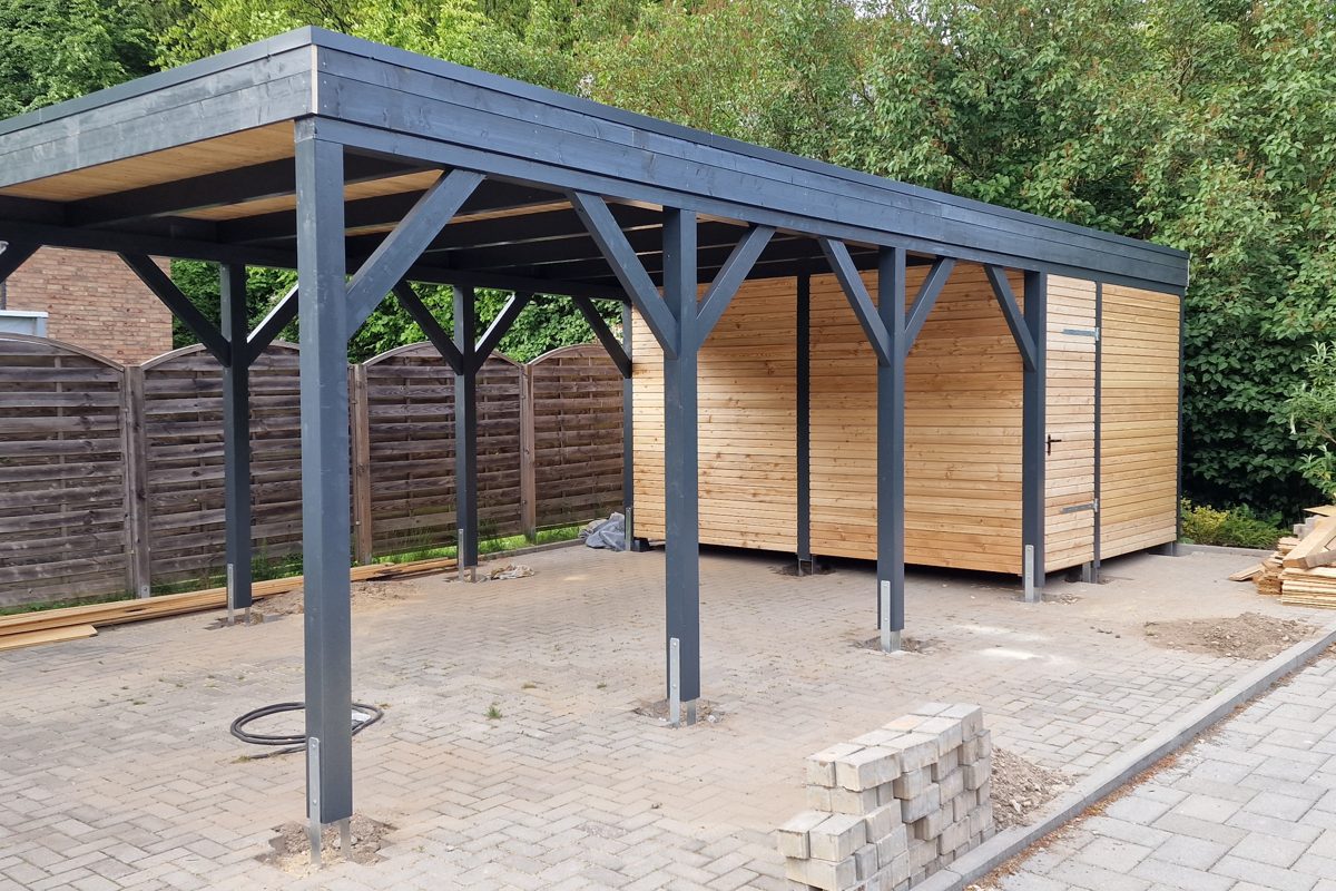 Carport in Anthrazit mit Geräteraum